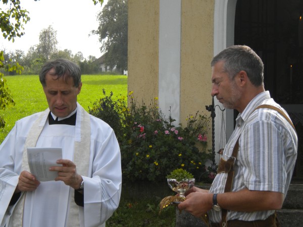 Pfarrer und Kustos